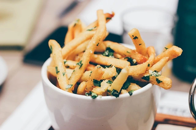 How to cook chips in an air fryer